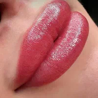 نیازمند مدل فیبروز.خط چشم.شیدلب