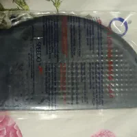 یک عدد کلاه شنا