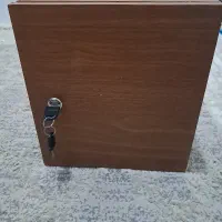 یه کمد کوچیک