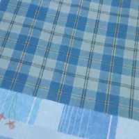 پتو قدیمی ضخیم چارخونه بالشت پر