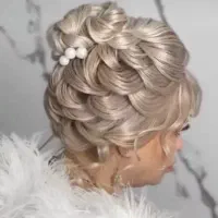 خدمات تخصصی شنیون فقط 300|خدمات آرایشگری و زیبایی|الوند, |دیوار