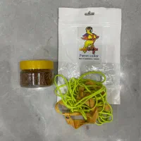 جلیقه طوطی و عروس هلندی و کرم غذای پرنده و ماهی