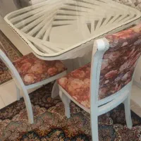 میز نهار خوری ۴ نفره با ۲ عدد صندلی