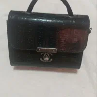 **هدیه ای ویژه برای روز مادر** با قیمت های مناسب|کیف، کفش، کمربند|یزد, |دیوار