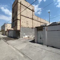 زمین ۱۰۰ متری نجف رحیمی