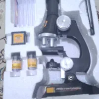 میکروسکوپ|کتاب و مجله آموزشی|قم, پردیسان|دیوار