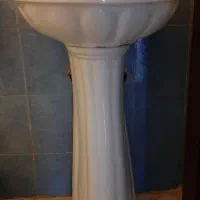 روشویی پایه دار دستشویی