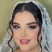 انواع میکاپ همراه با مژه تکی ۳۵۰