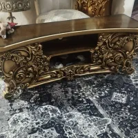 میز تلویزیون سلطنتی