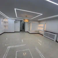 ۹۹ متر دلباز/مدرن و شیک/پارکینگ سندی