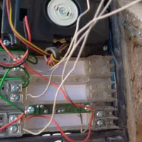 برق کار صنعتی|خدمات پیشه و مهارت|باغستان, |دیوار