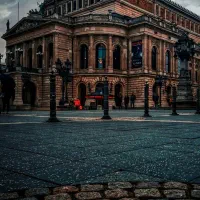 17 88 333 رند و لاکچری