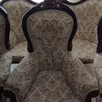 مبل هفت نفره و میز ناهار خوری ۸ نفره و یخچال۲۳ فوت