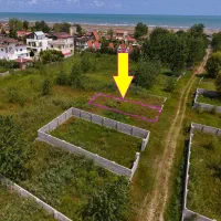 زمین ساحلی مسکونی و آماده ساخت با دیدزیبای به دریا