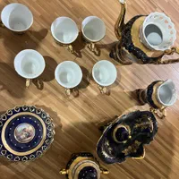 سرویس چایخوری قدیمی لاکچری با طرح کلاسیک|ظروف سرو و پذیرایی|اصفهان, توپخانه ارتش|دیوار