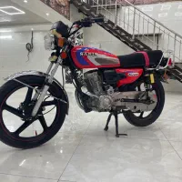 فروش موتور سنین زنجان 200 بدون کوچیک ترین ایراد