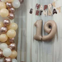 تم تولد|ریسه و چراغ تزئینی|قم, چهل درخت‎|دیوار