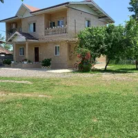 ویلا باغ،۲خوابه حیاط دار،پارکینگ دار،درشهر تالش.|اجارهٔ کوتاهمدت آپارتمان و سوئیت|تالش, هشتپر|دیوار