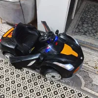 ماشین شارژی سالم بخاطر کوچک شدن برای بچم|اسباببازی بچه|شهرکرد, |دیوار