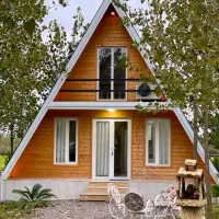 کلبه جنگلی. ویلا سویسی اجاره روزانه|اجارهٔ کوتاهمدت ویلا و باغ|آستانه اشرفیه, |دیوار