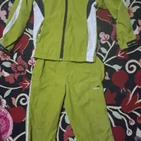 لباس ورزشی وکفش ورزشی