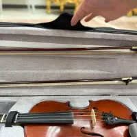 ویولن|ویولن|پردیس, فاز ۸|دیوار