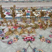تزیینات برنزی