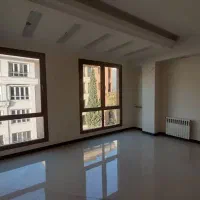 ونک/۱۵۰متر/موقعیت اداری/۴ پارکینگ