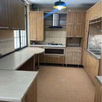 آپارتمان-همکف-حیاط-اختصاصی
