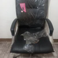 یک عددصندلی چرخشی نونو استفاده نشده