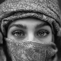 سفارش طراحی چهره( سیاه قلم)