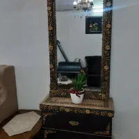 آینه و کنسول