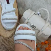 کفش و کتونی ب صورت کلی