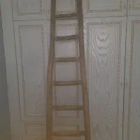نردبان چوبی