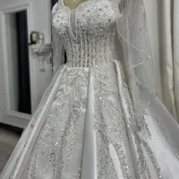 لباس عروس|لباس|گالیکش, |دیوار