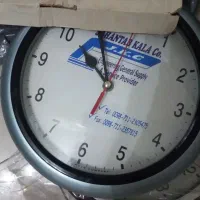 ساعت دیواری ارام گرد سایز ۳۰ در ۳۰