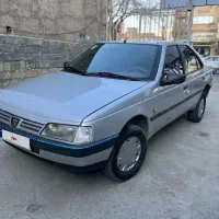 پژو 405نقره ای