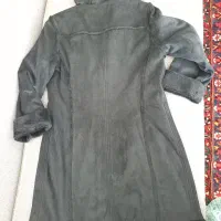 پالتو مشکی بوفالو و کت بلند طوسی کاپشن چرم و مخمل|لباس|اصفهان, آبشار|دیوار