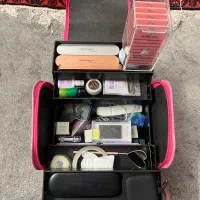 لوازم و وسایل اکستنشن مژه زیر قیمت به دلیل مهاجرت