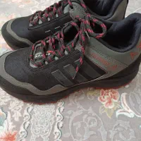 کتونی سایز ۴۲ و۳۹