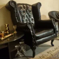 مبل چستر سه نفره چرم