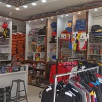 فروشنده خانم