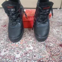 کفش ایمنی یحیی Super 3M و تقریباً نو