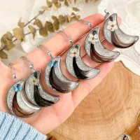 گردنبند و آویز رزینی