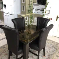میزغذاخوری چهارنفره
