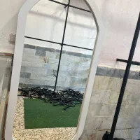 ایینه قدی .میز پیشخوان