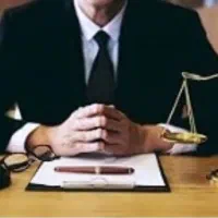 وکیل و مشاوره حقوقی