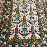 فرش برجسته در حد نو