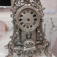 ساعت رومیزی برنزی