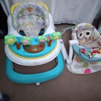 روروک و صندلی واکر کودک